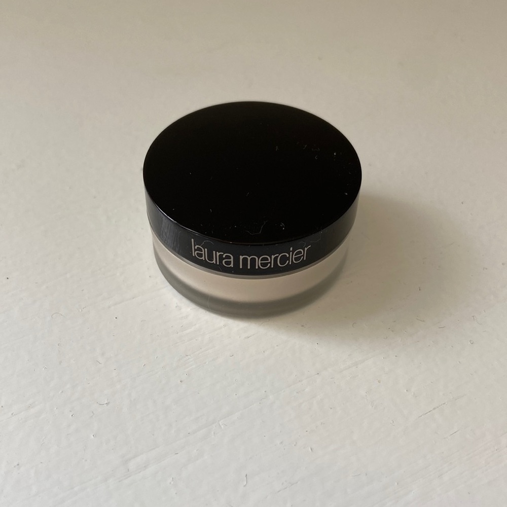 Laura Mercier Translucent Loose Setting Powder